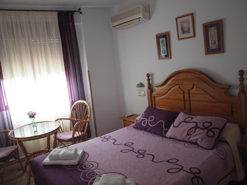 Hostal Yuste 가간타라올라 외부 사진