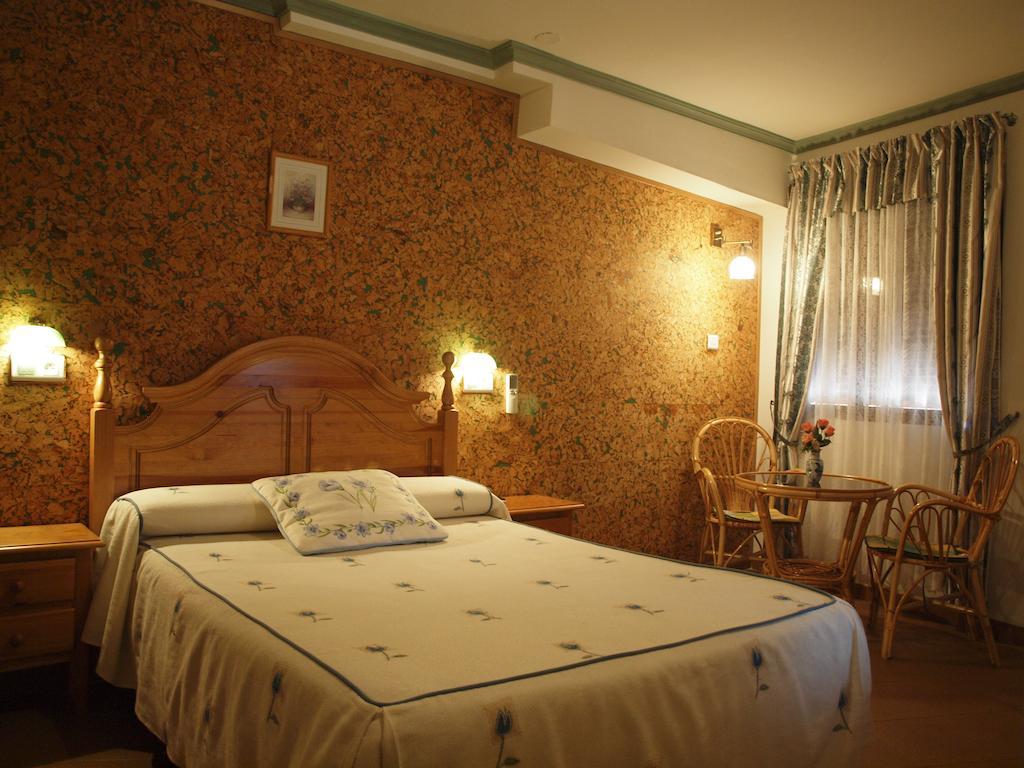 Hostal Yuste 가간타라올라 외부 사진