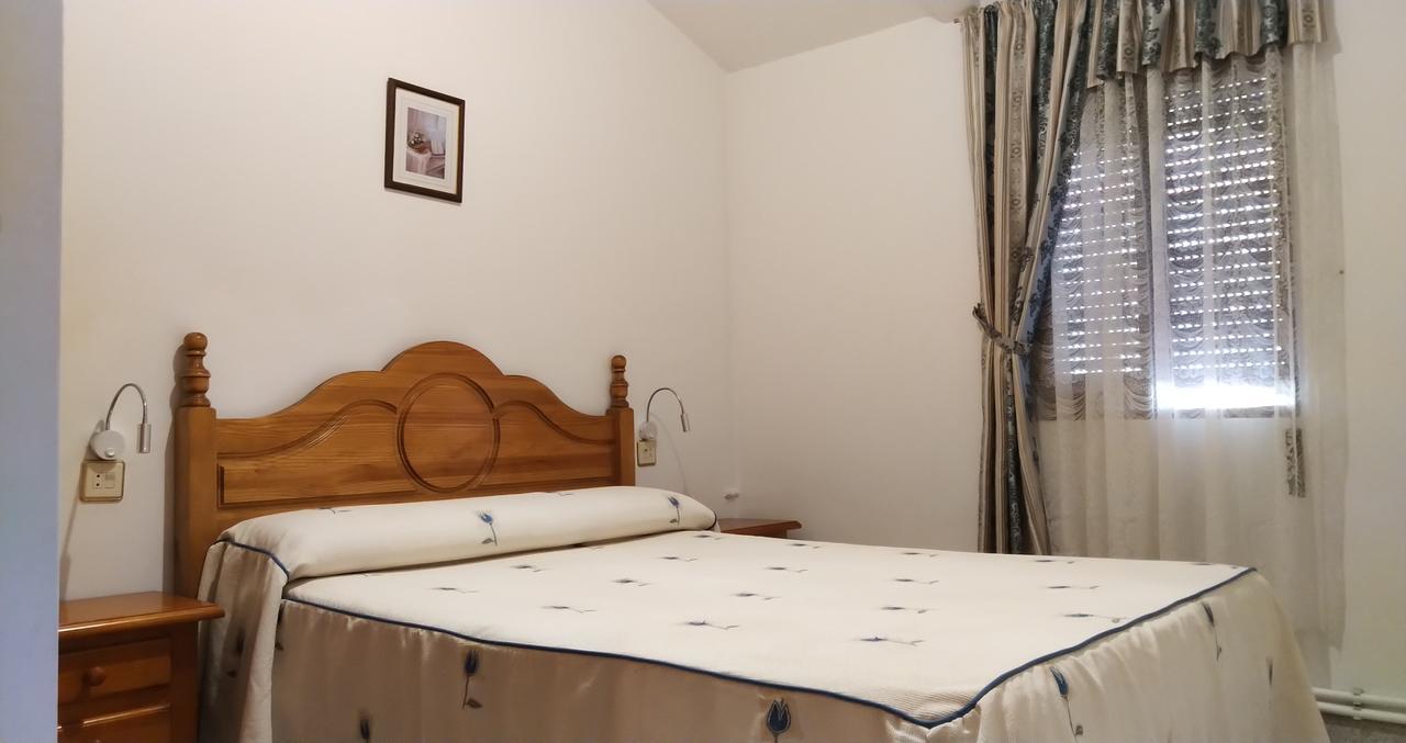 Hostal Yuste 가간타라올라 외부 사진